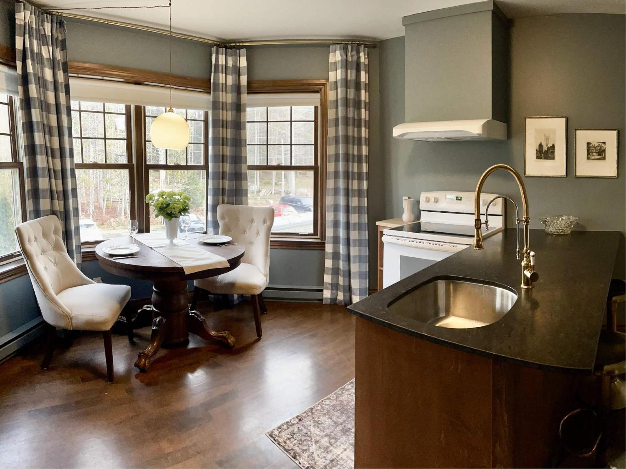 Estello Suites & Spa Lac-Mégantic 외부 사진