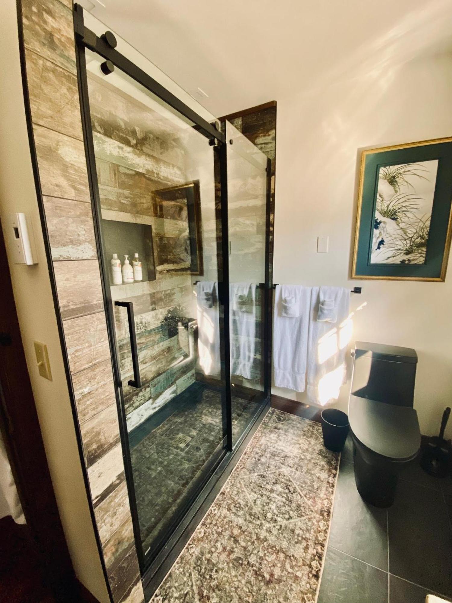 Estello Suites & Spa Lac-Mégantic 외부 사진